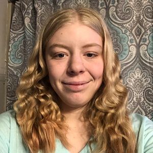 Meet your Posher, Bailey